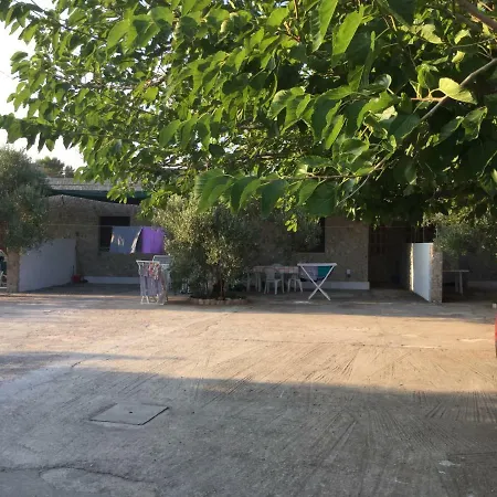 I 3 Oliveti Vakantiehuis Salignano (Apulia)